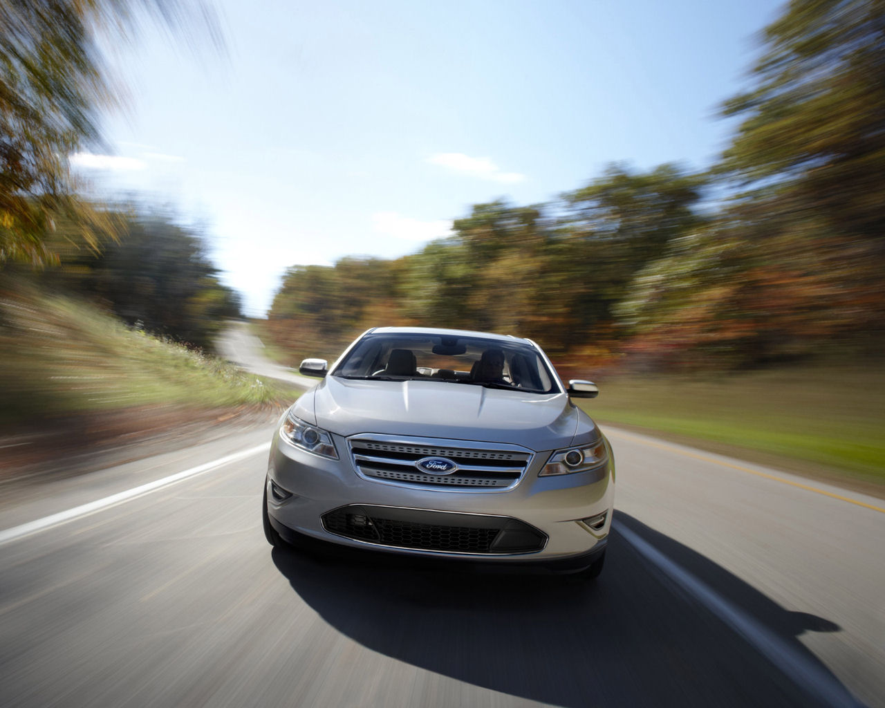 Ford Taurus Desktop Wallpaper