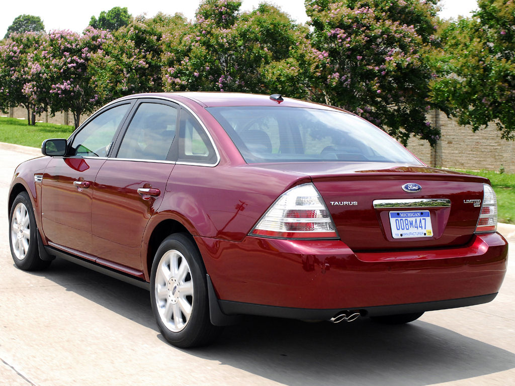 Ford Taurus Desktop Wallpaper