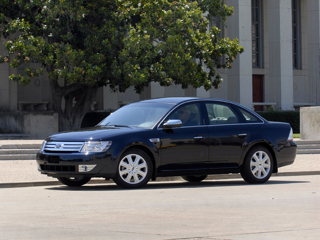 Ford Taurus Desktop Wallpaper