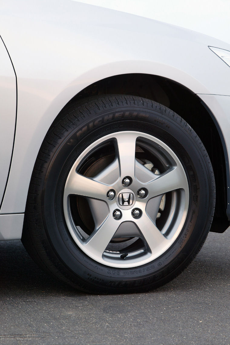 2005 Honda Accord Hybrid Rim Picture