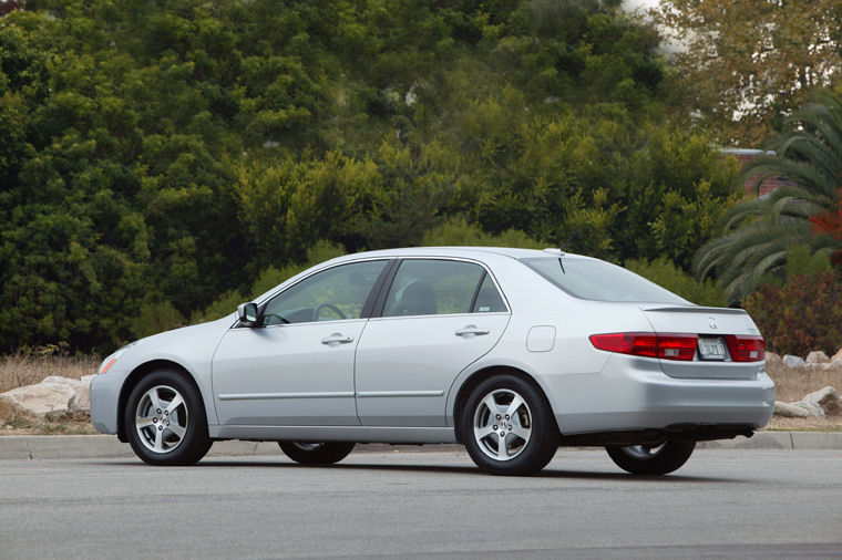 2005 Honda Accord Hybrid Picture