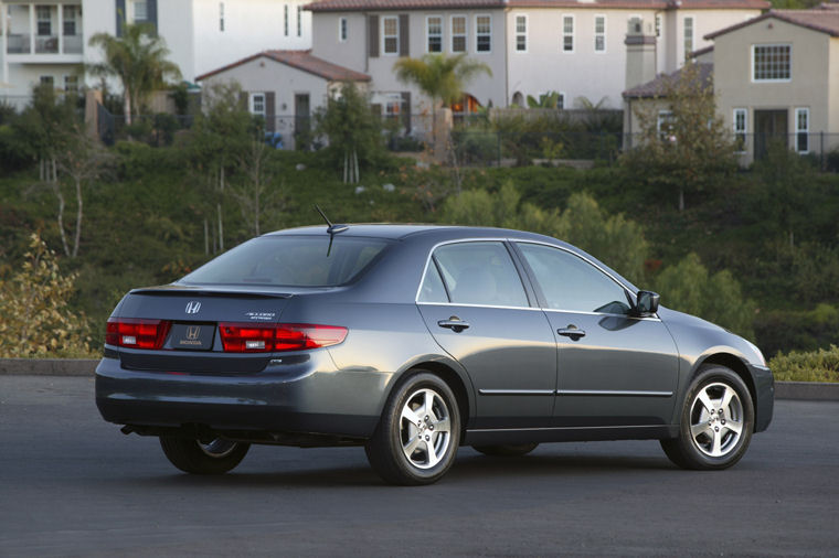 2005 Honda Accord Hybrid Picture