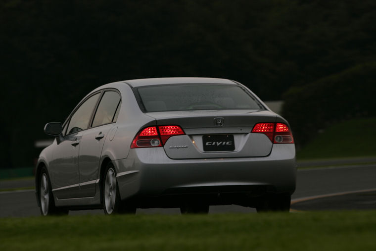 2006 Honda Civic Sedan Picture