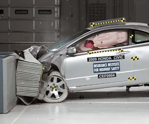 2008 Honda Civic IIHS Frontal Impact Crash Test Picture