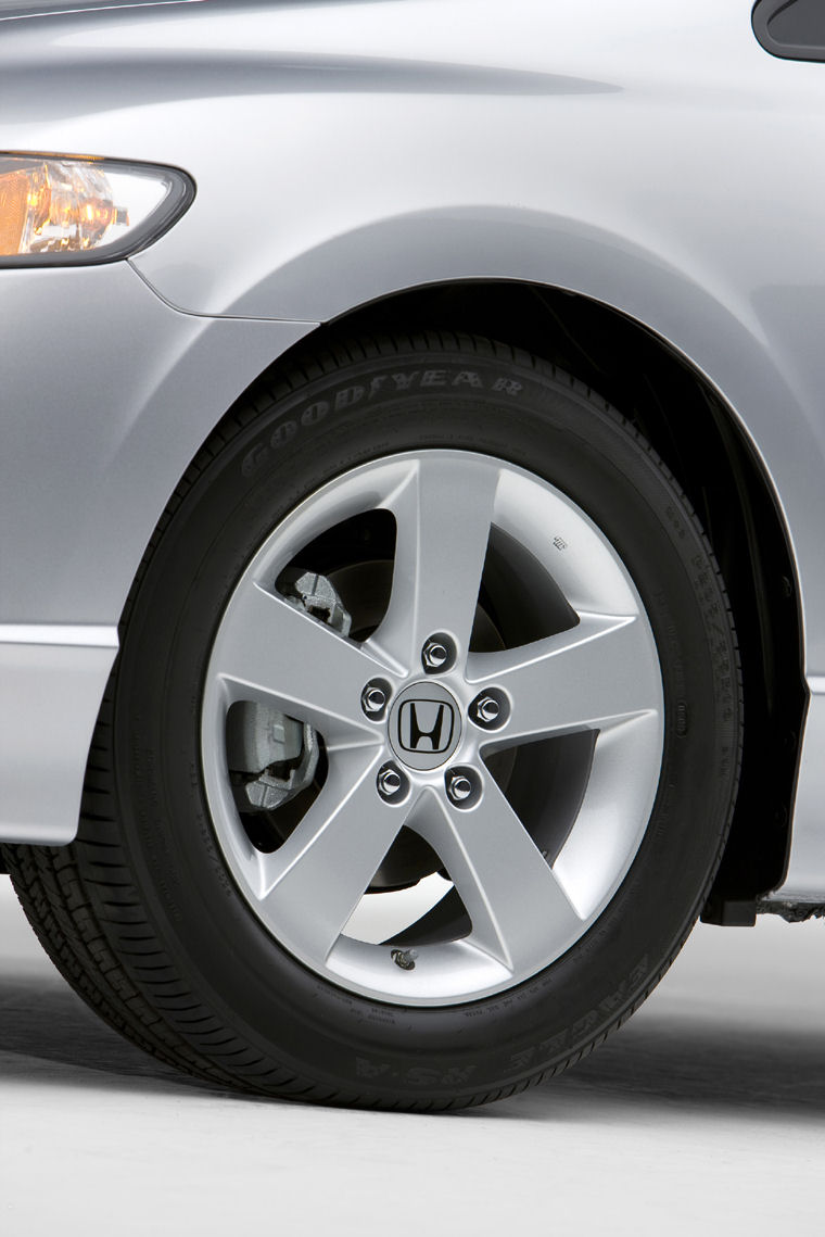 2011 Honda Civic LX-S Sedan Rim Picture