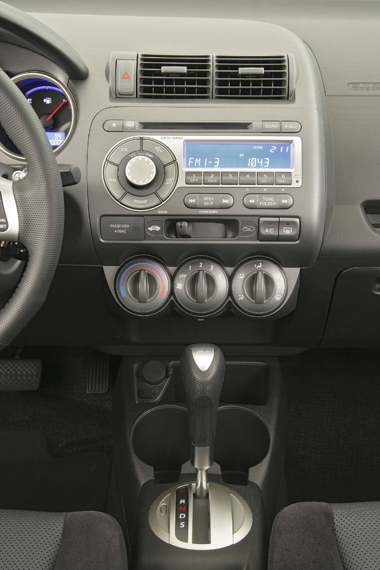 2008 Honda Fit Sport Center Stack Picture