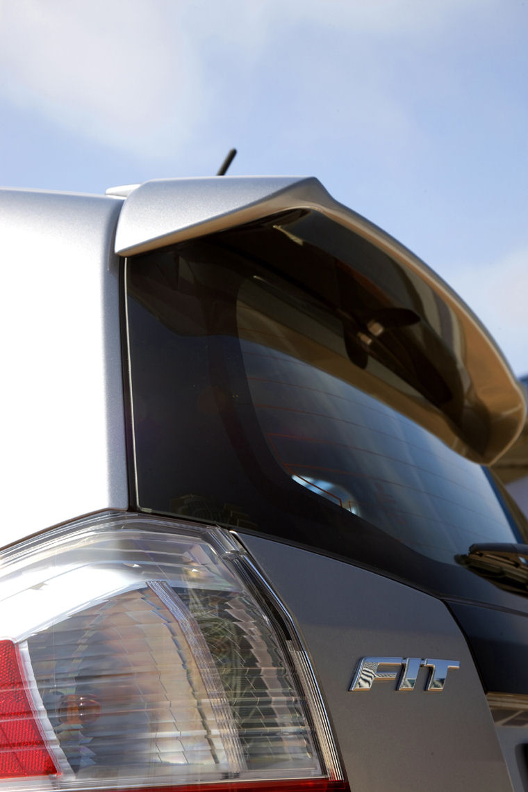 2009 Honda Fit Sport Rear Spoiler Picture