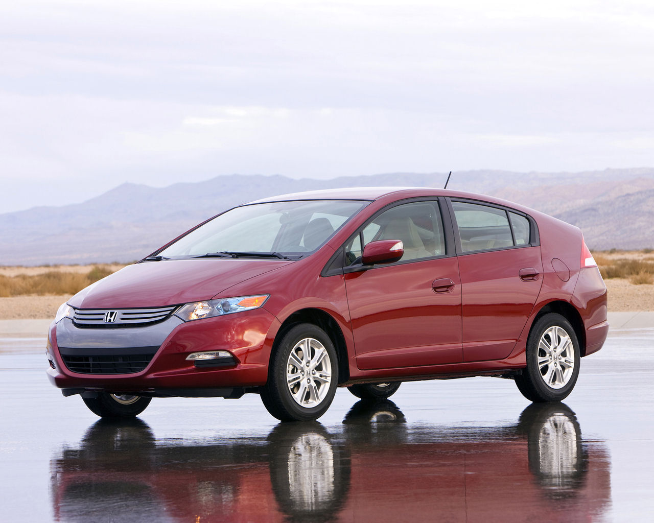 Honda Insight Desktop Wallpaper