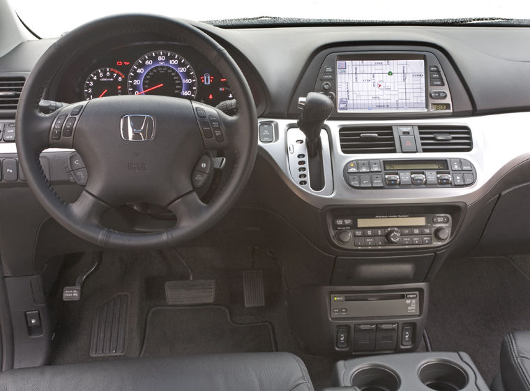 2009 Honda Odyssey Cockpit Picture