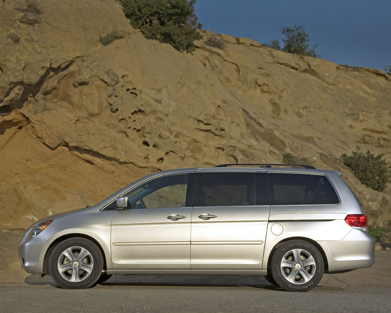 Honda Odyssey Desktop Wallpaper