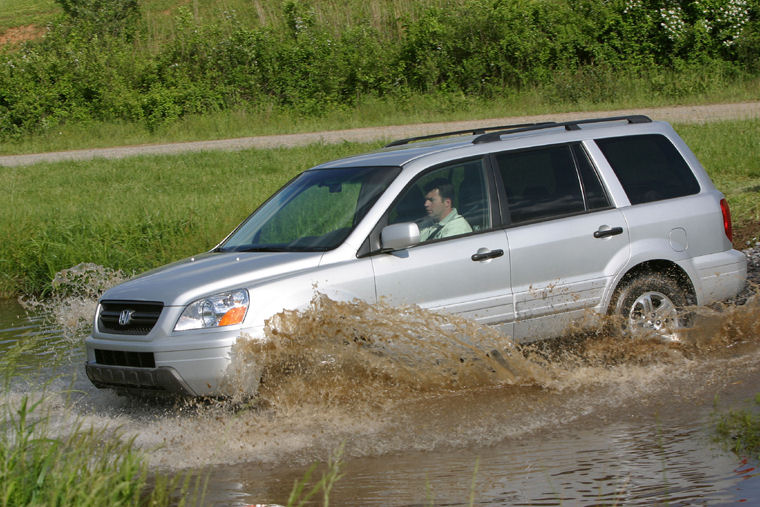 2004 Honda Pilot Picture