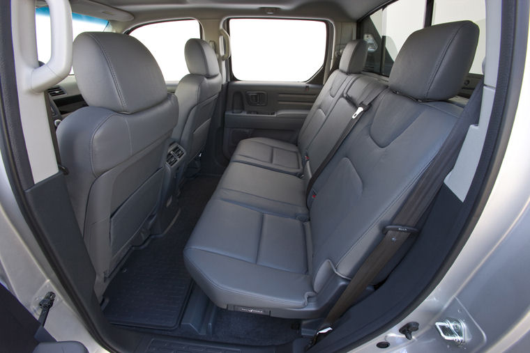 2008 Honda Ridgeline Rear Seats Picture