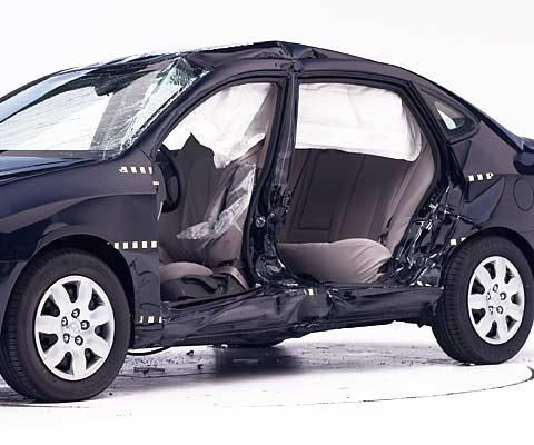 2008 Hyundai Elantra IIHS Side Impact Crash Test Picture