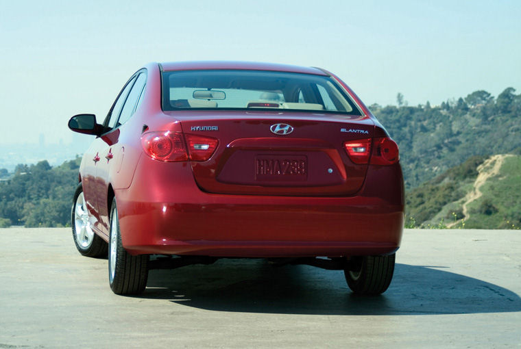 2010 Hyundai Elantra Sedan Picture