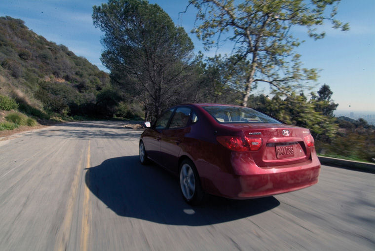 2010 Hyundai Elantra Sedan Picture