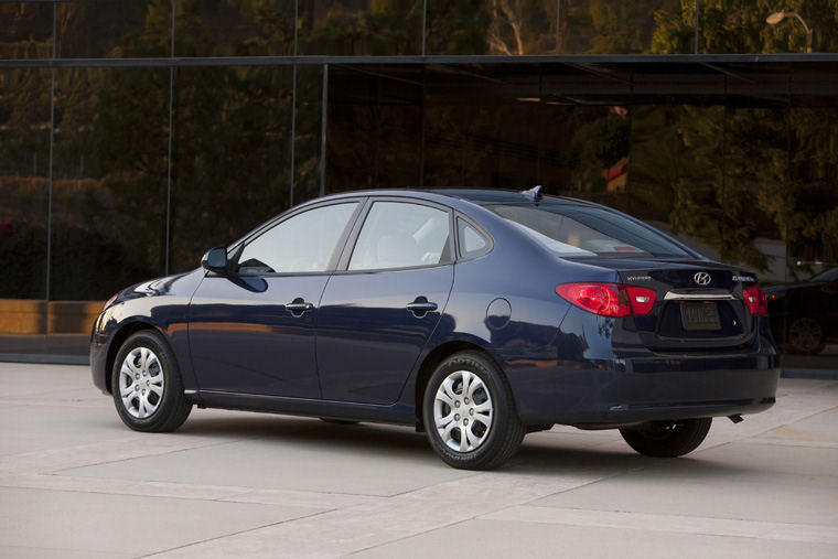 2010 Hyundai Elantra Sedan Picture