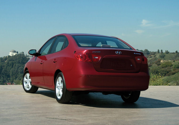 2010 Hyundai Elantra Sedan Picture