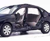 2010 Hyundai Elantra IIHS Side Impact Crash Test Picture