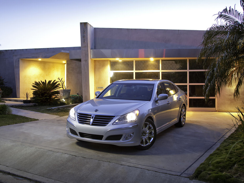 Hyundai Equus Desktop Wallpaper