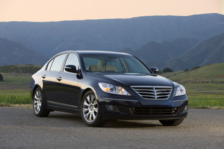 2009 Hyundai Genesis Picture