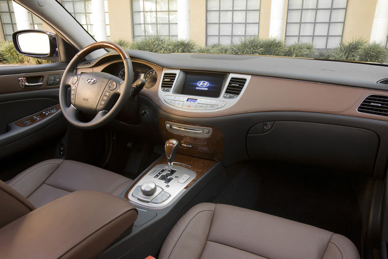 2009 Hyundai Genesis Interior Picture