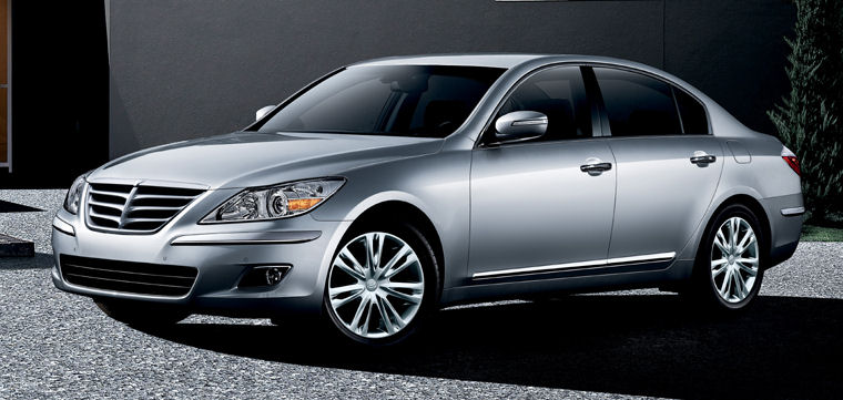 2010 Hyundai Genesis Picture