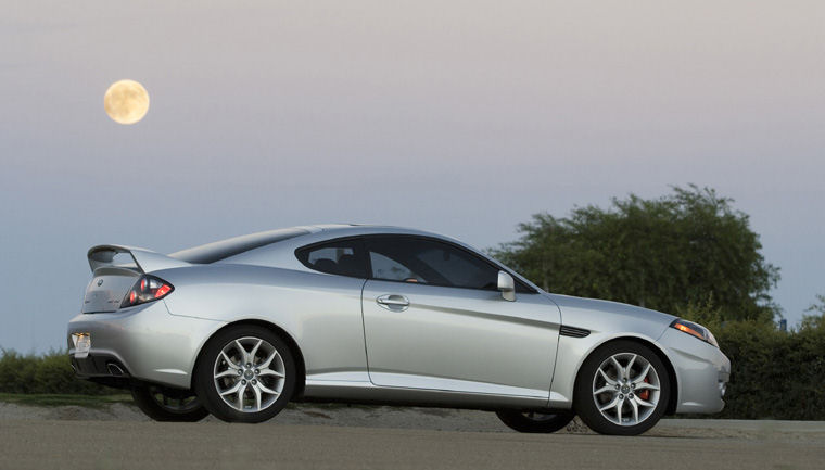 2007 Hyundai Tiburon Picture