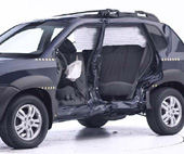 2008 Hyundai Tucson IIHS Side Impact Crash Test Picture