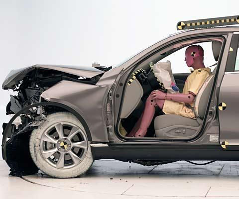 2008 Infiniti EX35 IIHS Frontal Impact Crash Test Picture