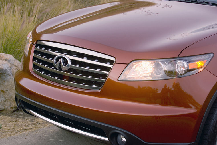 2006 Infiniti FX45 Headlight Picture