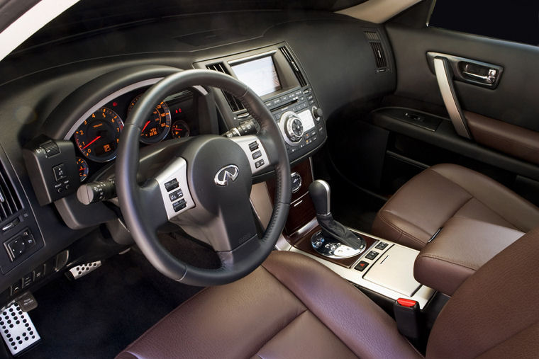 2006 Infiniti FX Interior Picture