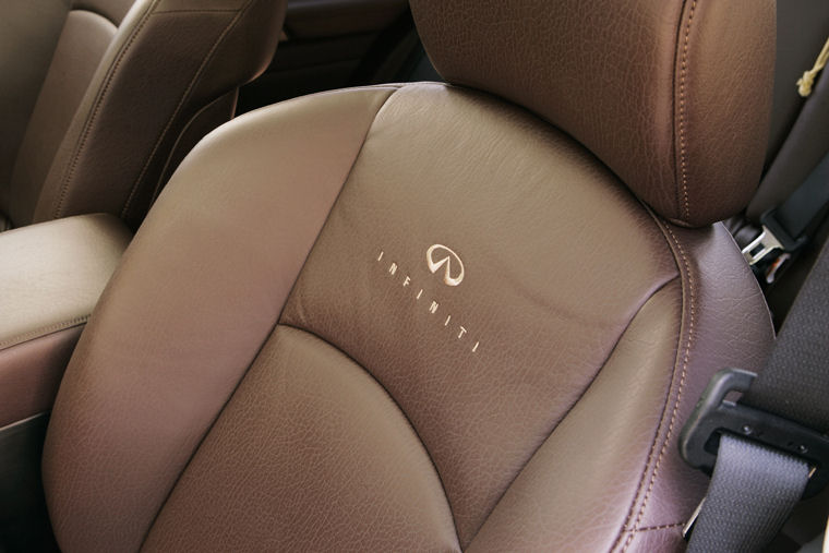 2006 Infiniti FX Seats Picture