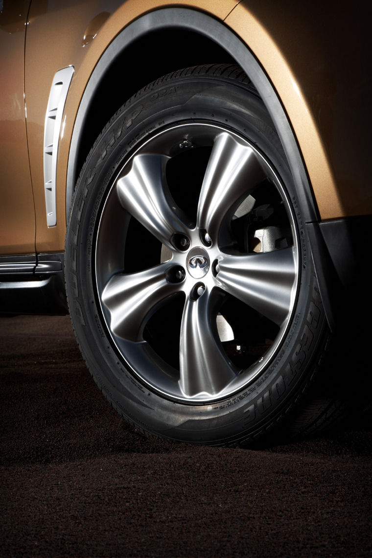 2009 Infiniti FX35 Rim Picture