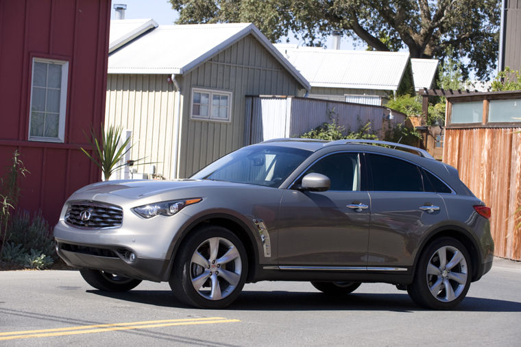 2009 Infiniti FX50 S Picture