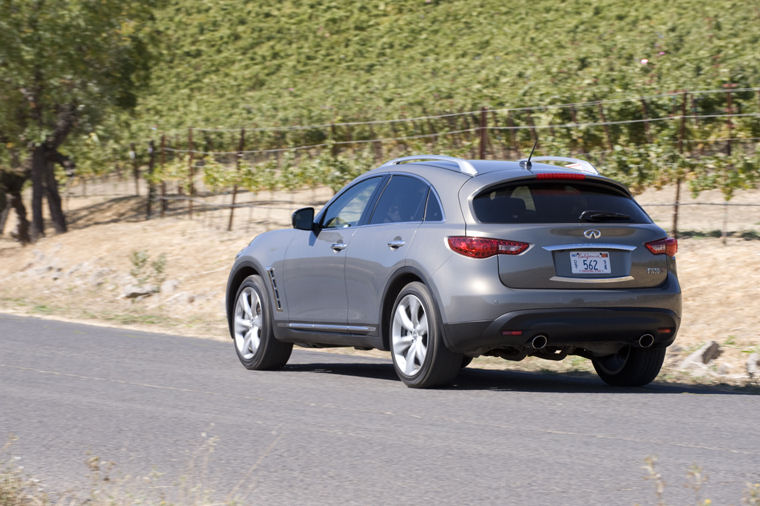 2009 Infiniti FX50 S Picture