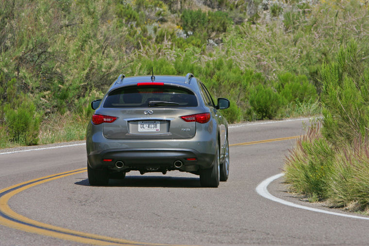 2010 Infiniti FX50 Picture