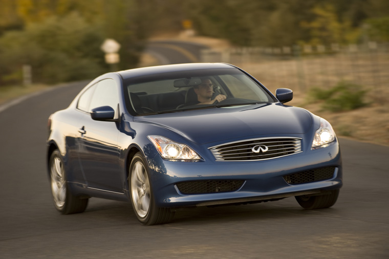 2010 Infiniti G37x Coupe Picture