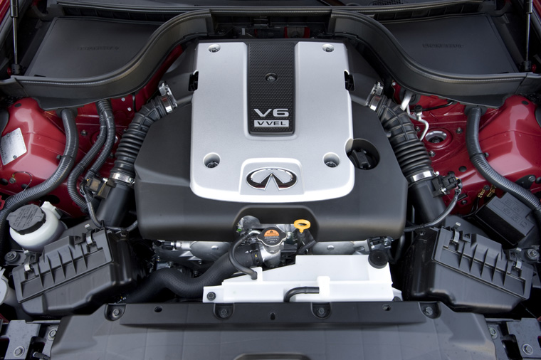 2010 Infiniti G37S 3.7L V6 Engine Picture