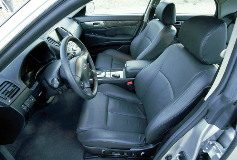 2003 Infiniti M45 Interior Picture