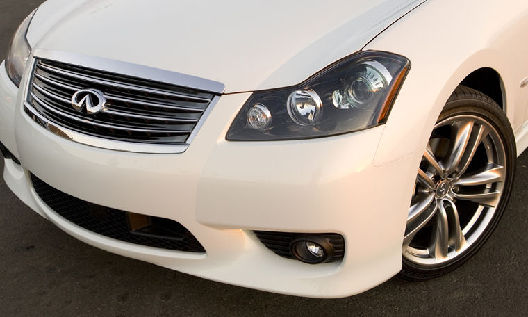 2008 Infiniti M45 S Headlight Picture