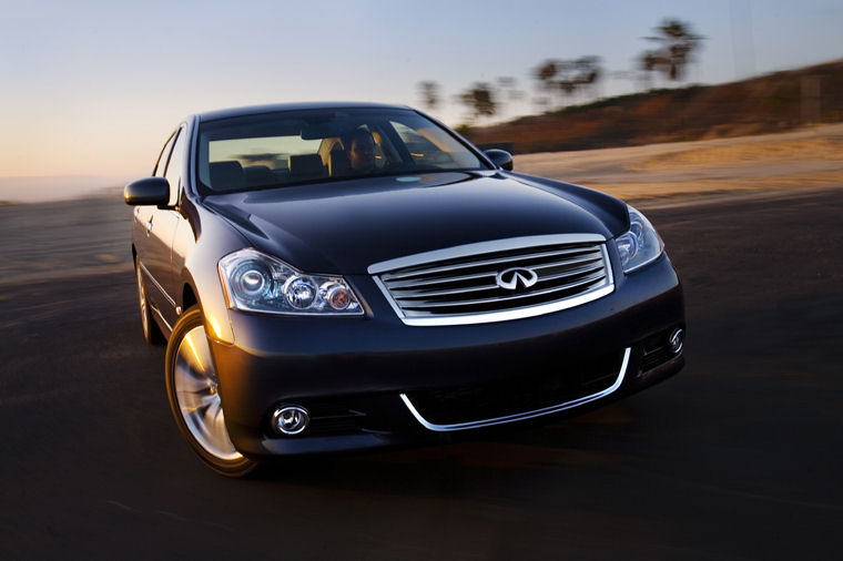 2008 Infiniti M45X Picture