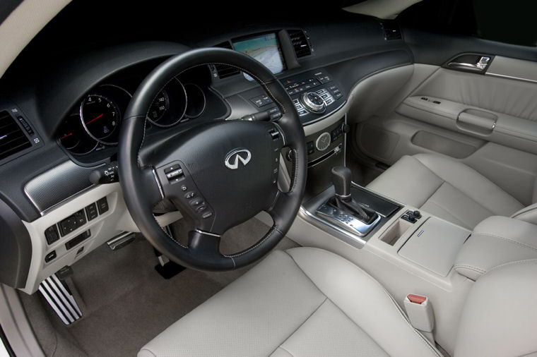 2009 Infiniti M45 Interior Picture