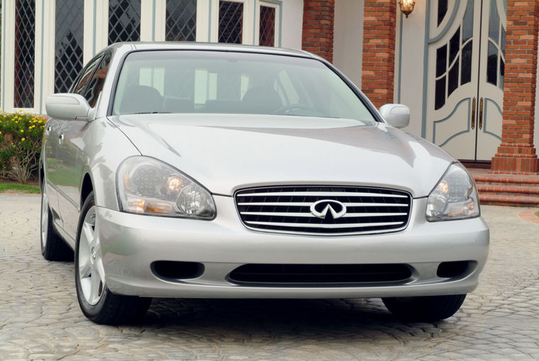 2003 Infiniti Q45 Picture