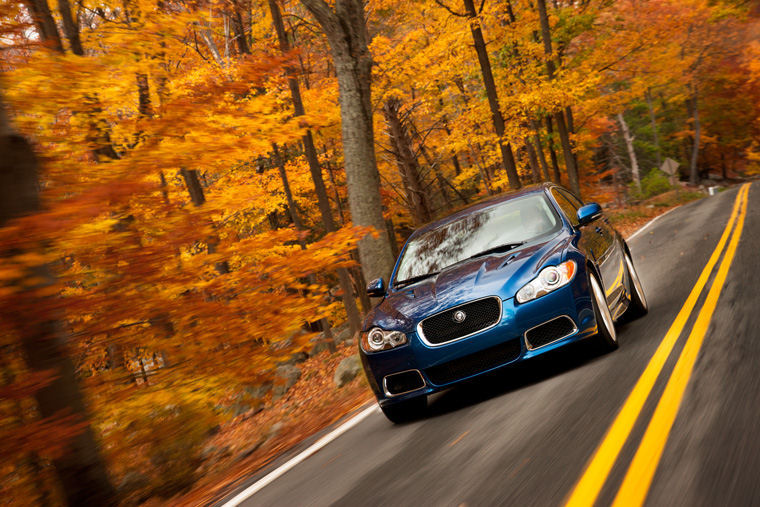 2011 Jaguar XFR Picture