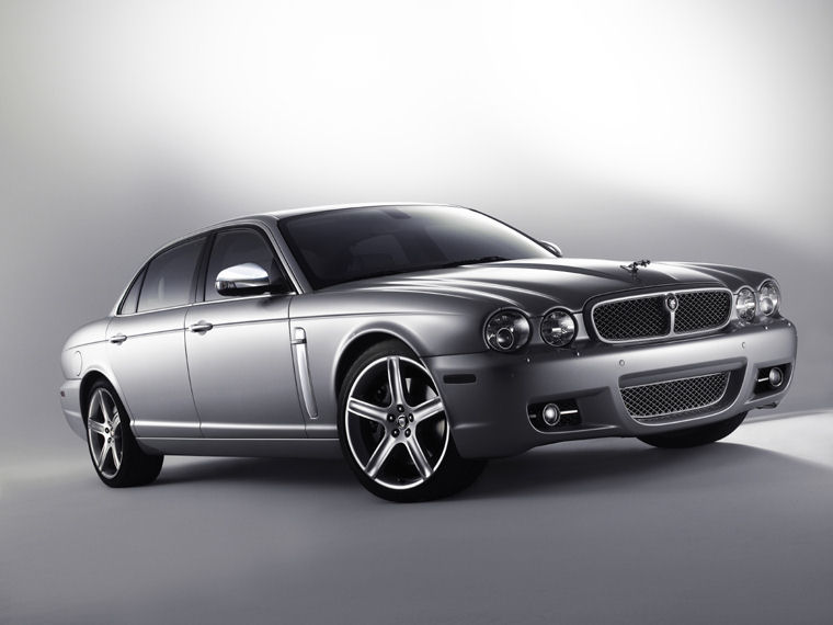 2009 Jaguar XJ8 Picture