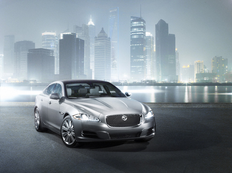 2011 Jaguar XJ Picture