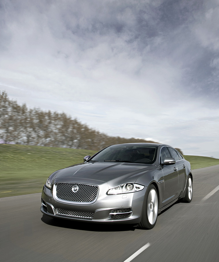 2011 Jaguar XJ Picture