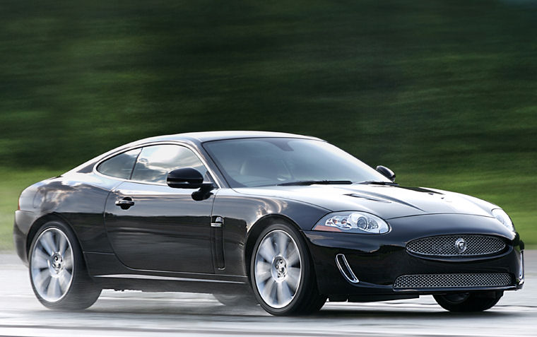 2010 Jaguar XKR Picture