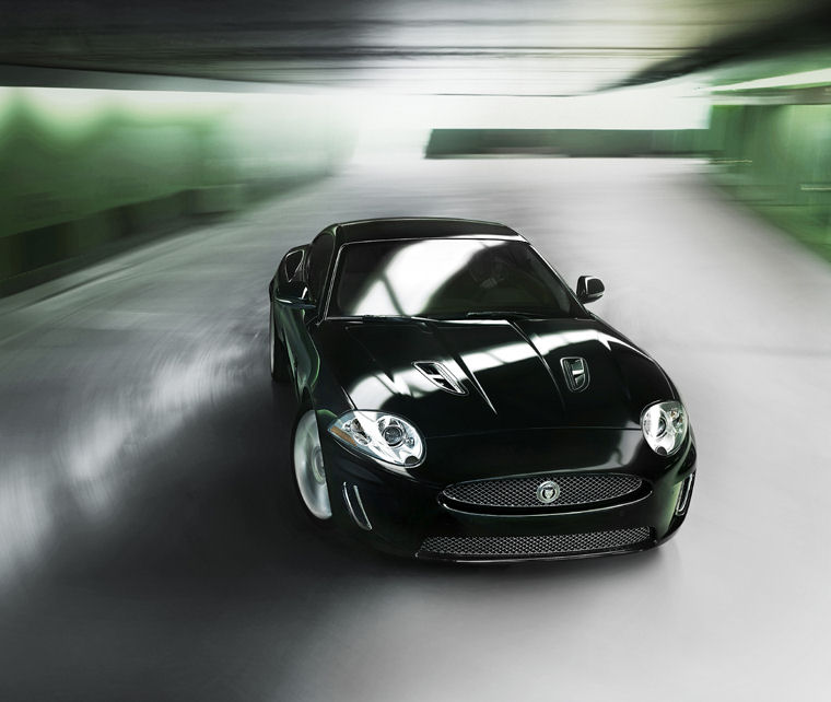 2010 Jaguar XKR Picture