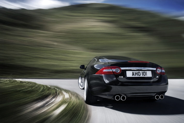 2010 Jaguar XKR Picture